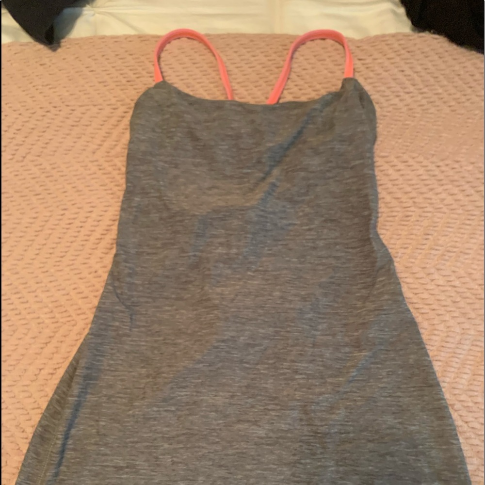 Lululemon tank top